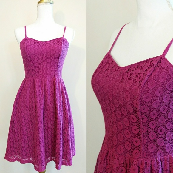 Button Pattern Sundress - Picture 6 of 7